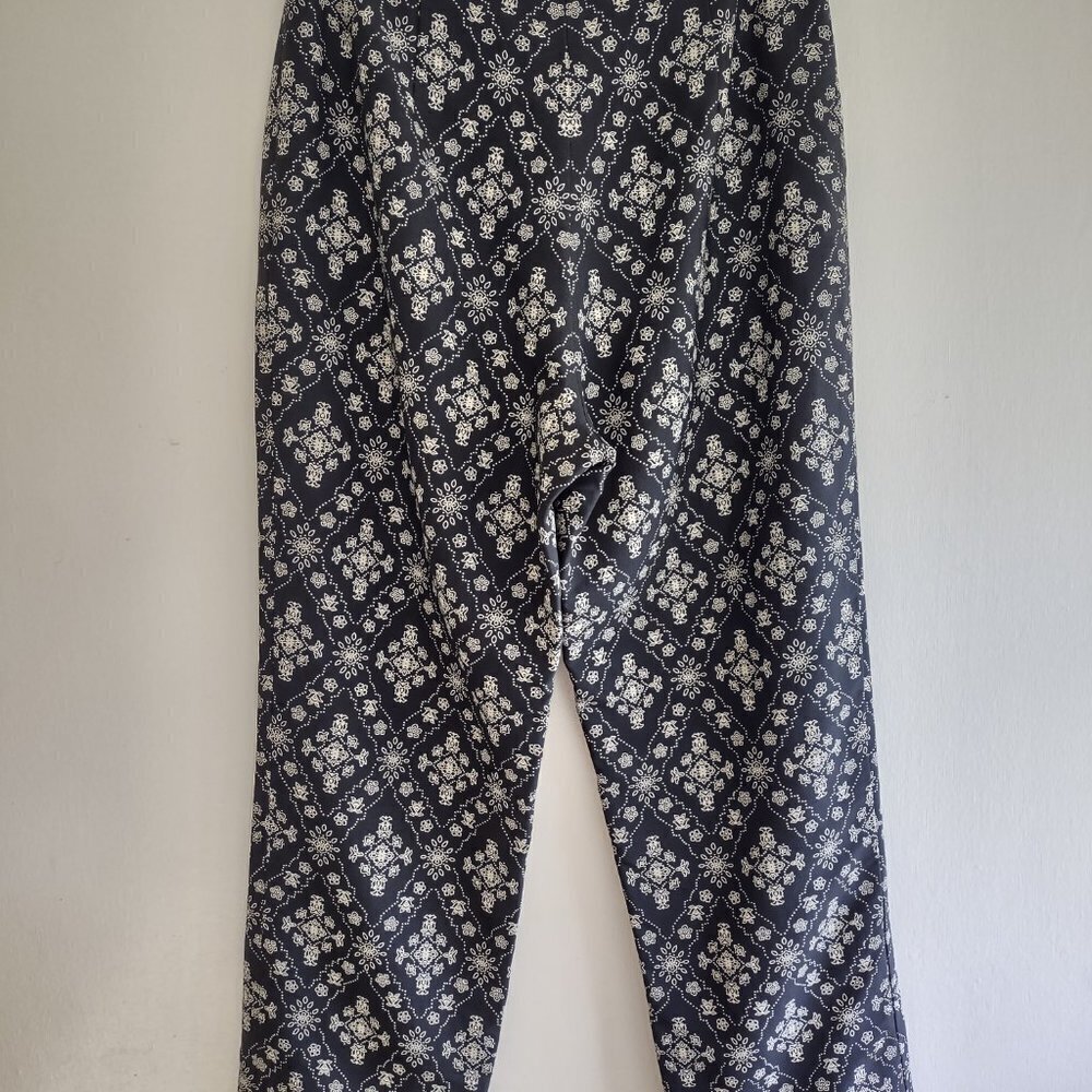Ann Taylor Silk Pants Floral Paisley Straight Leg   Size 4